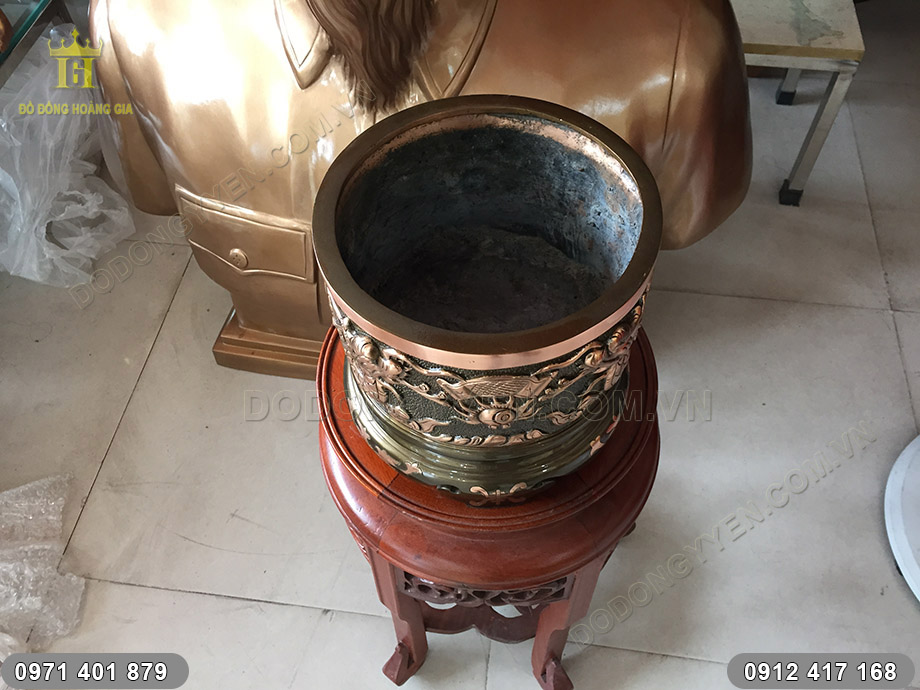 b&aacute;t hương đồng đỏ rồng nổi