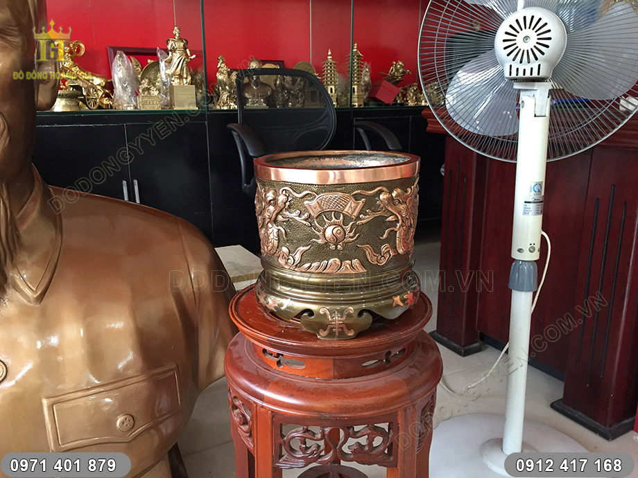 b&aacute;t hương đồng đỏ rồng nổi
