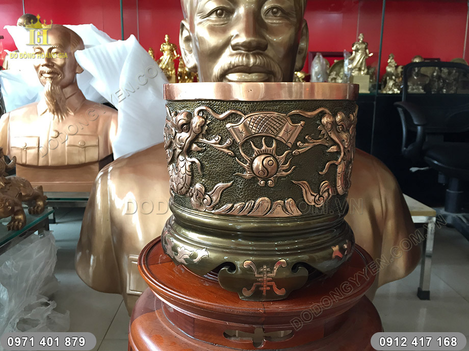 bát hương đồng đỏ rồng nổi