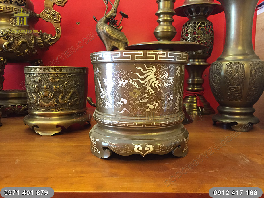 b&aacute;t hương khảm tam kh&iacute;