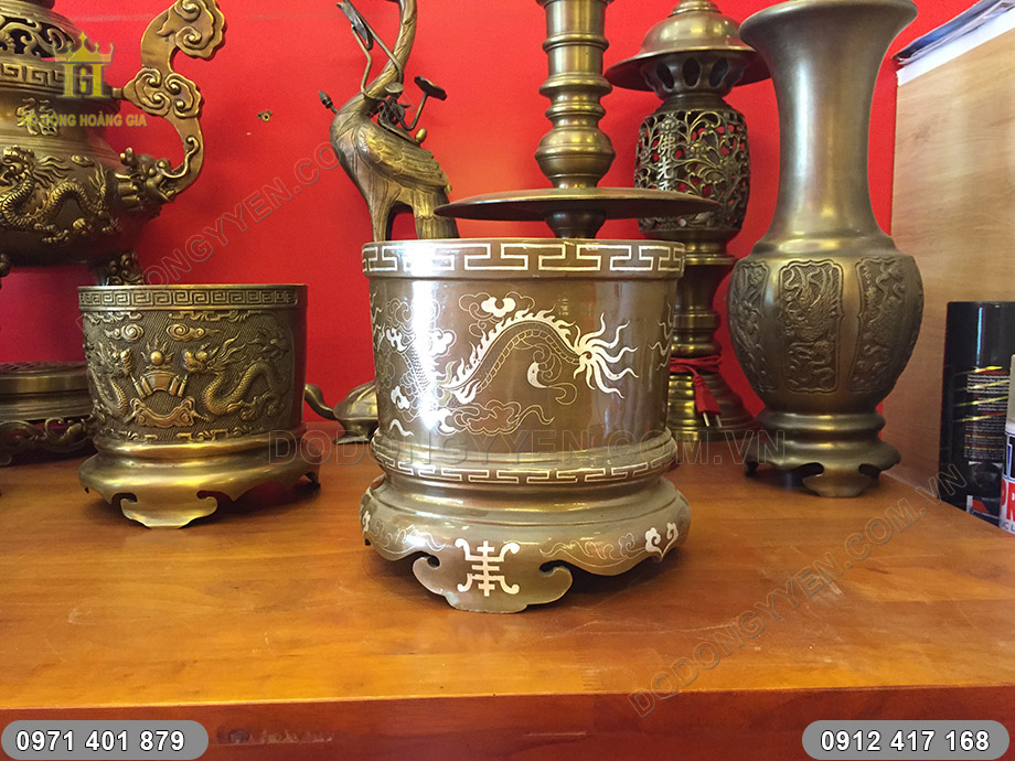 b&aacute;t hương khảm tam kh&iacute;