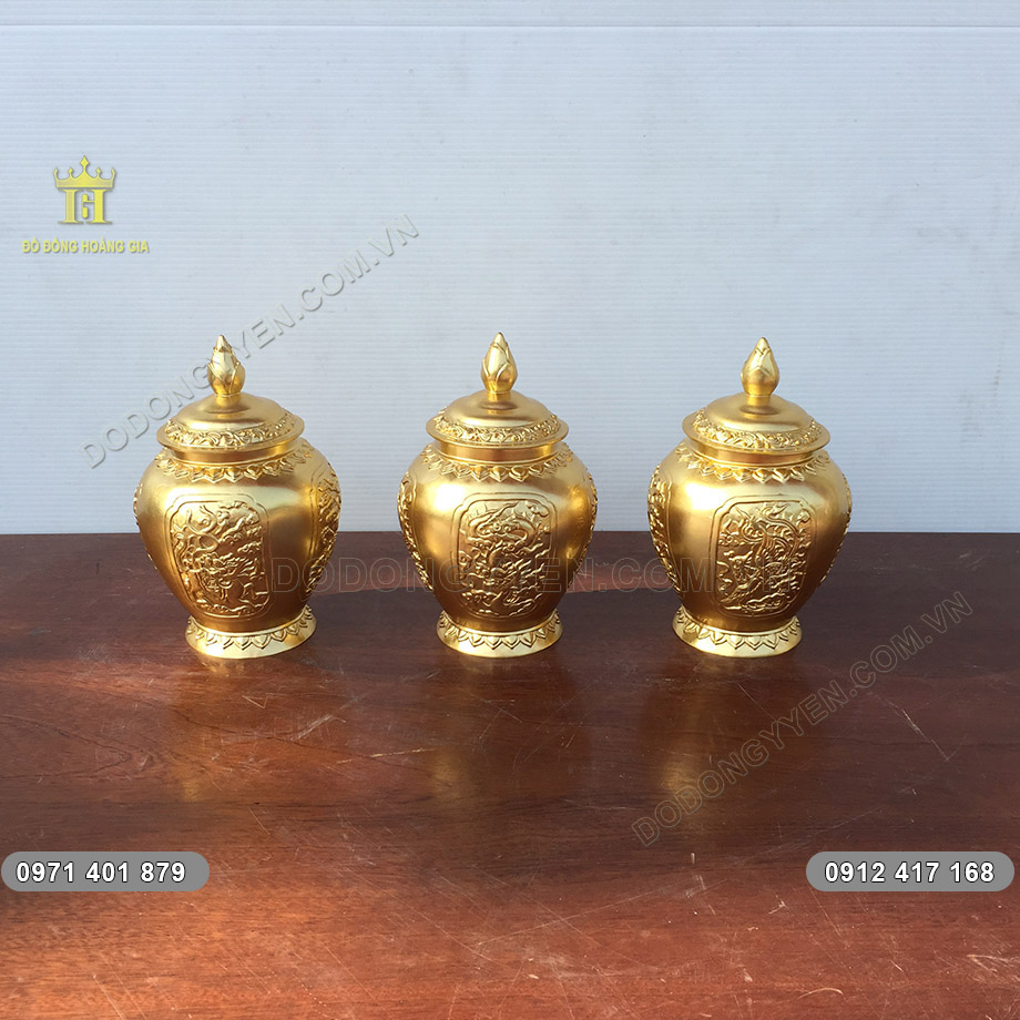 chóe đồng dát vàng
