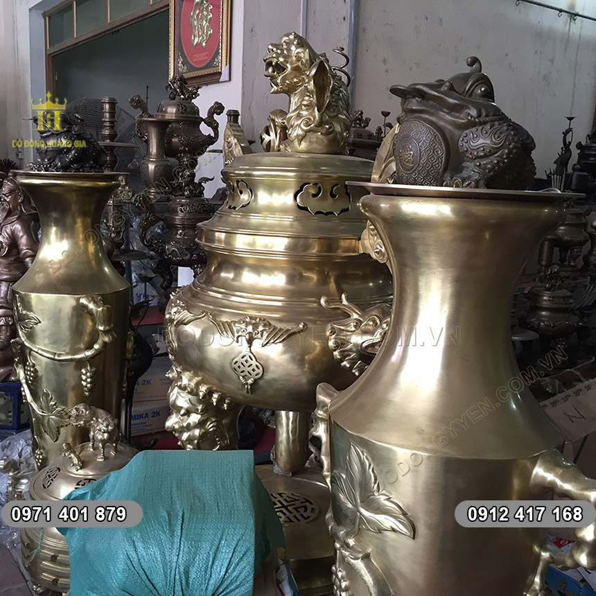 Bộ Lư Đồng và Đôi Lọ Lục Bình Nho Sóc hàng đặt 1m35