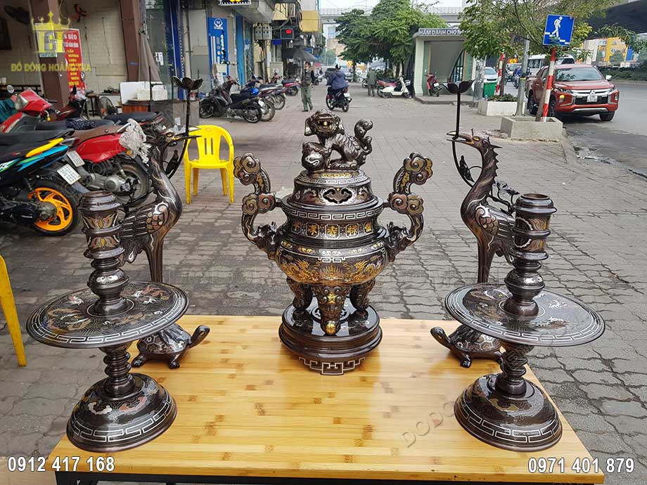Bộ Ngũ Sự Bằng Đồng Khảm Ngũ Sắc 61Cm