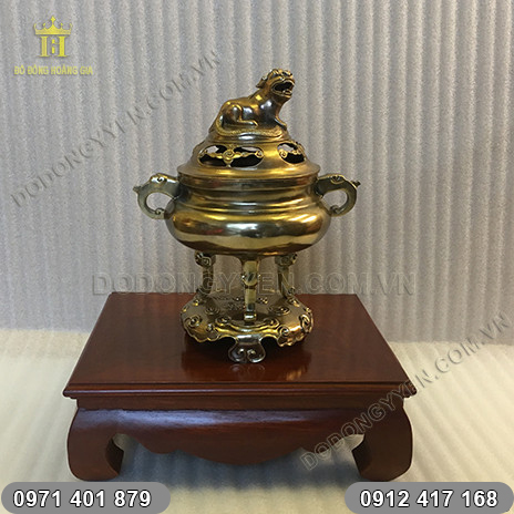 Đỉnh Xông Trầm bằng đồng