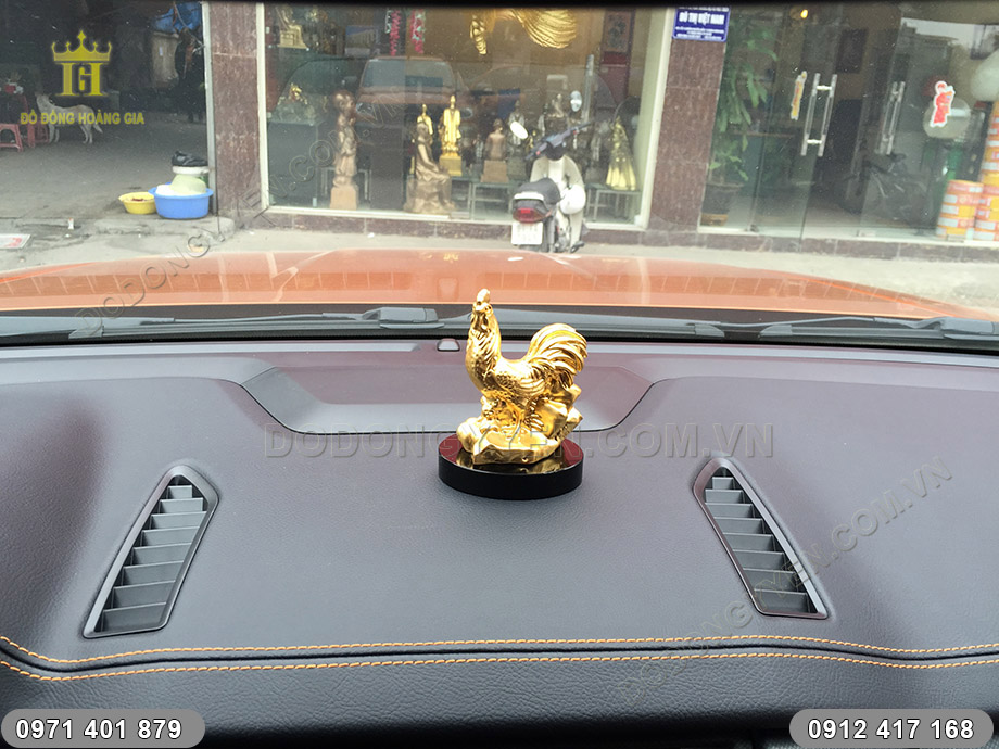 tượng g&agrave; trống d&aacute;t v&agrave;ng