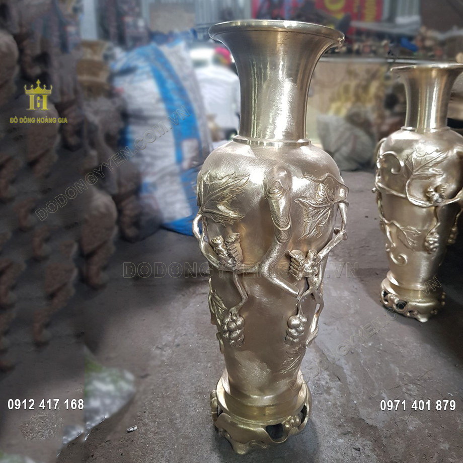Đôi Lục Bình Nho Bằng Đồng Vàng Mộc 61Cm