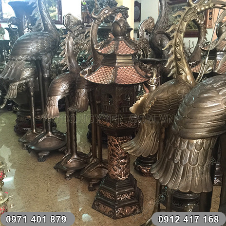 Đúc đèn thờ cúng bằng đồng cỡ lớn