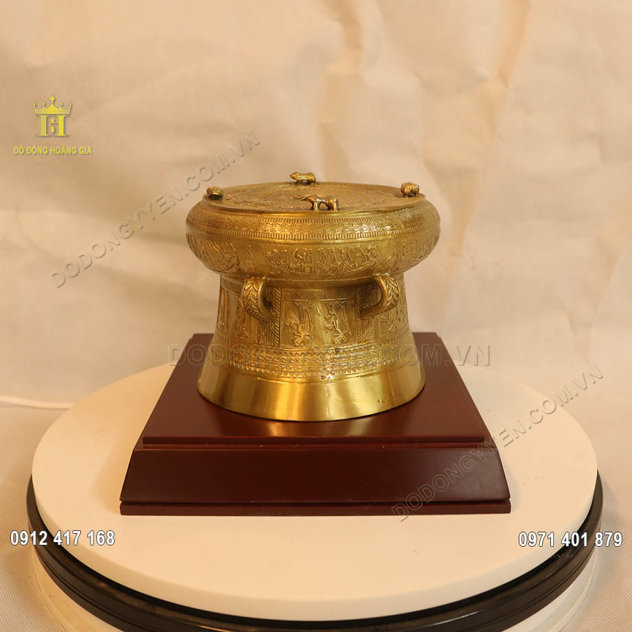 Quả trống bằng đồng v&agrave;ng cao cấp