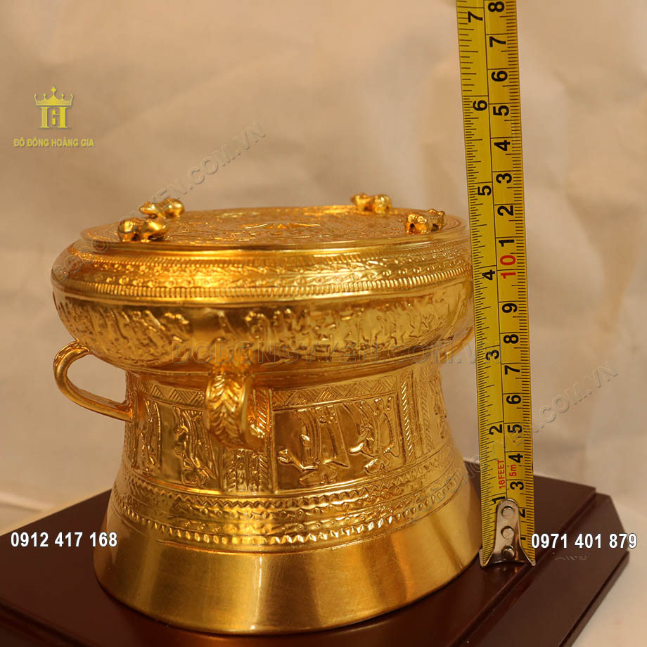 Quả trống đồng d&aacute;t v&agrave;ng 24K