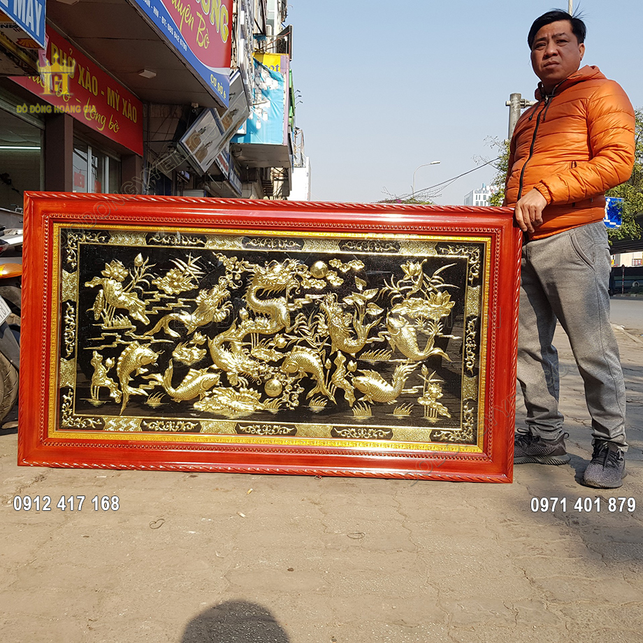 Tranh Cá Chép Hóa Rồng Đồng Vàng Nền Đen 1M68