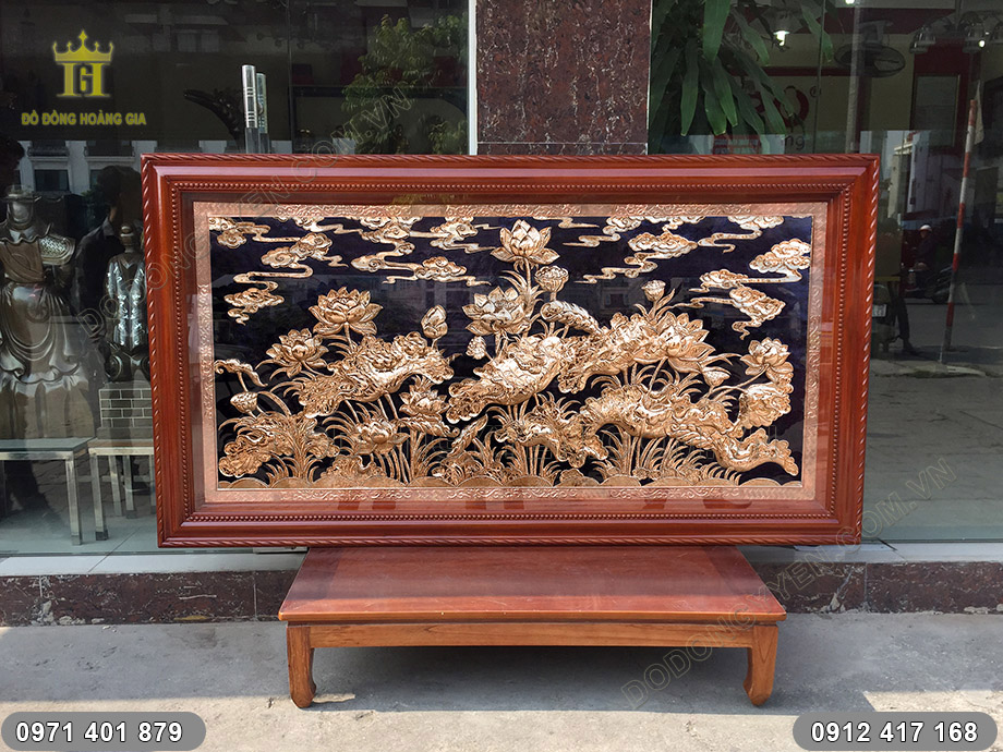 tranh đồng hoa sen mạ v&agrave;ng 24k