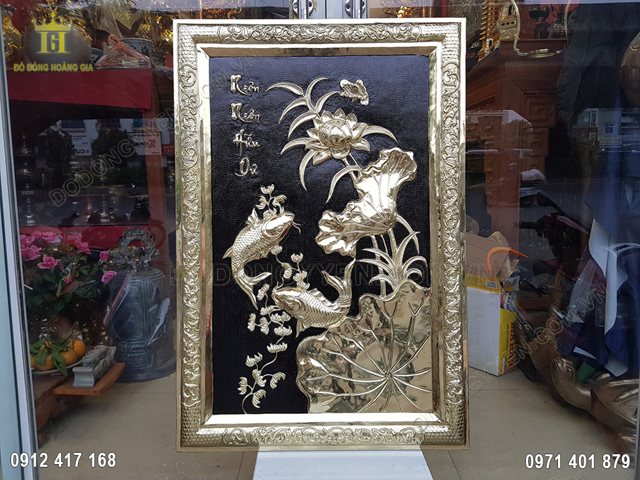 Tranh Đồng V&agrave;ng Hoa Sen C&aacute; Ch&eacute;p 81Cm