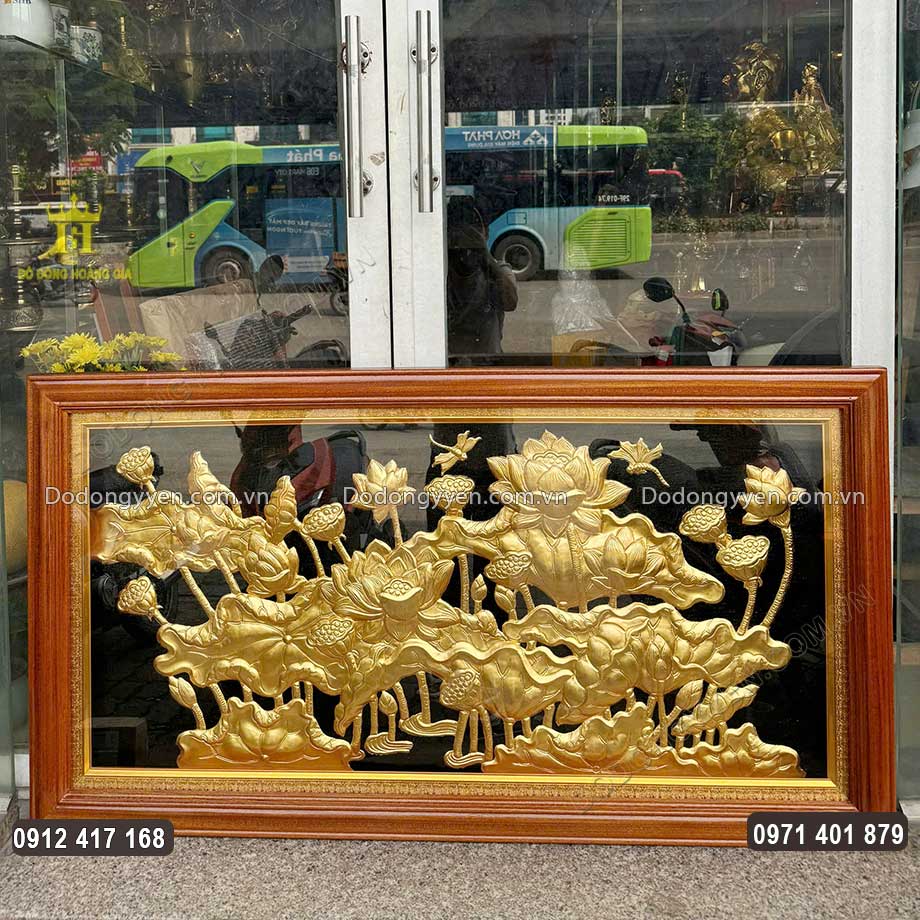 Tranh Hoa Sen Dát Vàng 24K 1M26