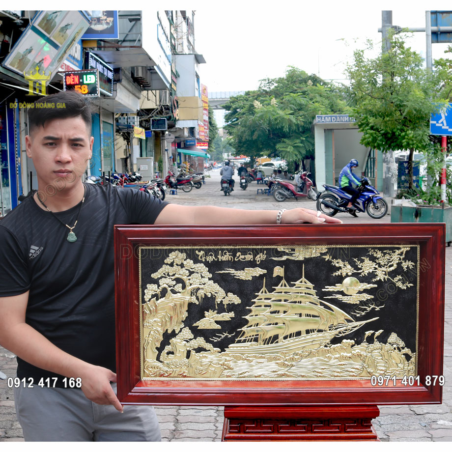Tranh Thuận Buồm Xuôi Gió Bằng Đồng Vàng Kích Thước 50x90Cm