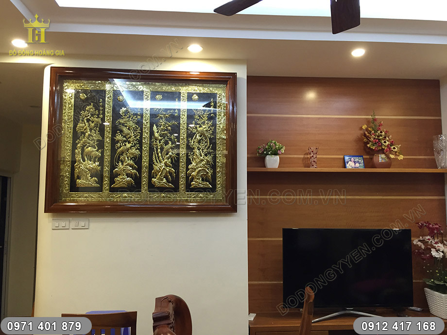 tranh tứ qu&yacute; bằng đồng v&agrave;ng
