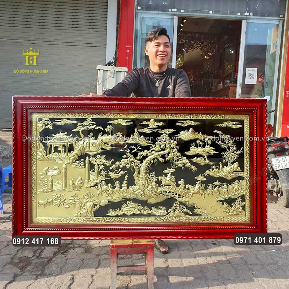 Tranh Vinh Quy Bái Tổ Bằng Đồng Vàng Nền Đen 1M46