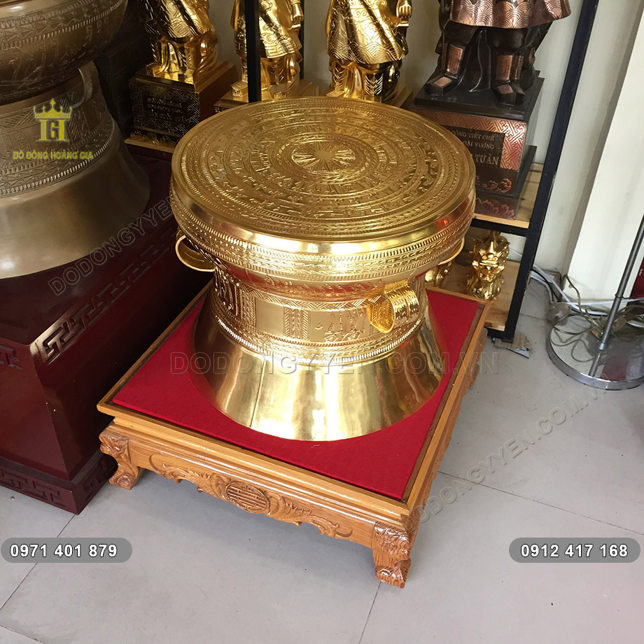 trống đồng thiếp v&agrave;ng
