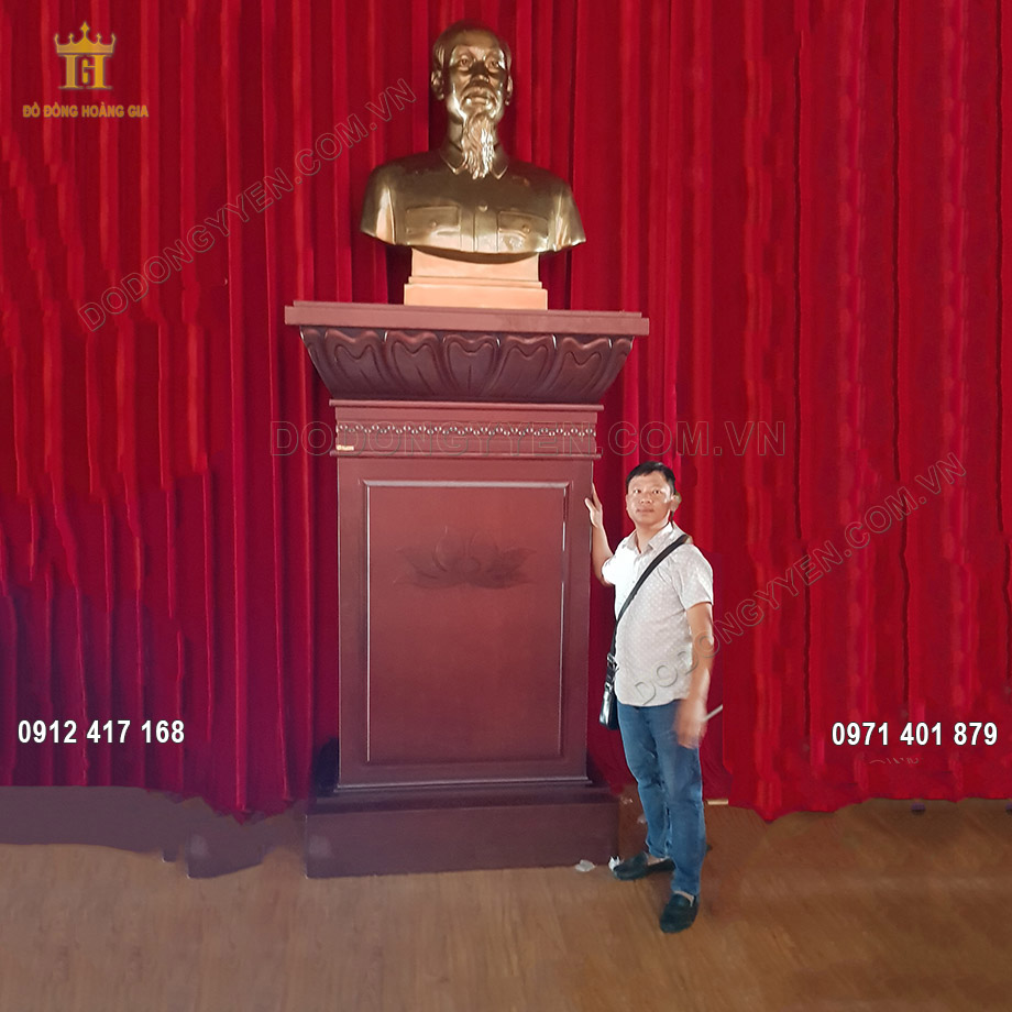 Lắp Đặt Tượng Bác Hồ Đồng Đỏ 1m1 Tại Công An Tỉnh Thanh Hóa