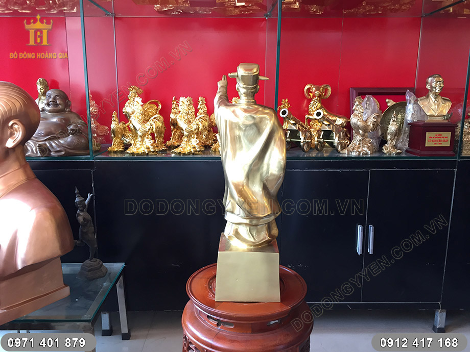 tượng đồng l&yacute; thường kiệt