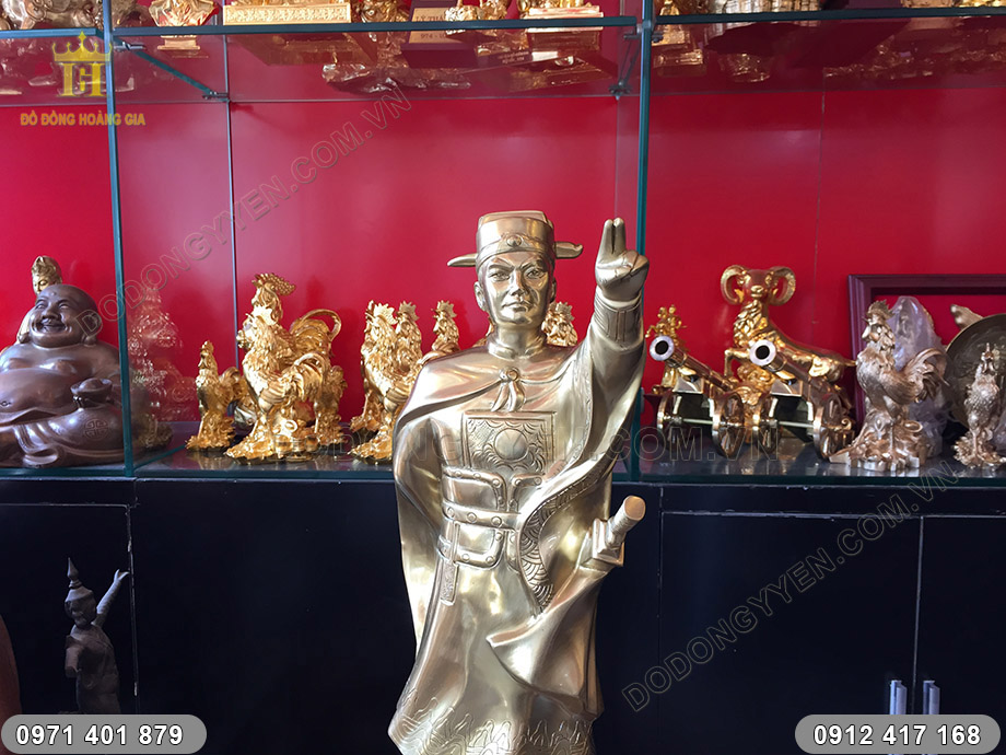 tượng đồng l&yacute; thường kiệt