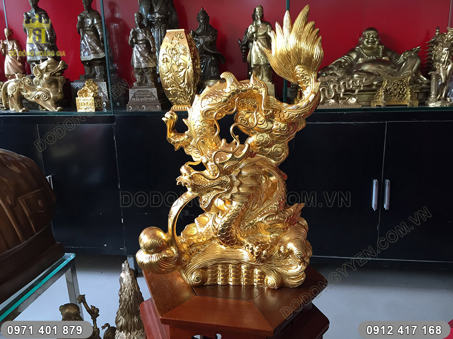 rồng d&aacute;t v&agrave;ng