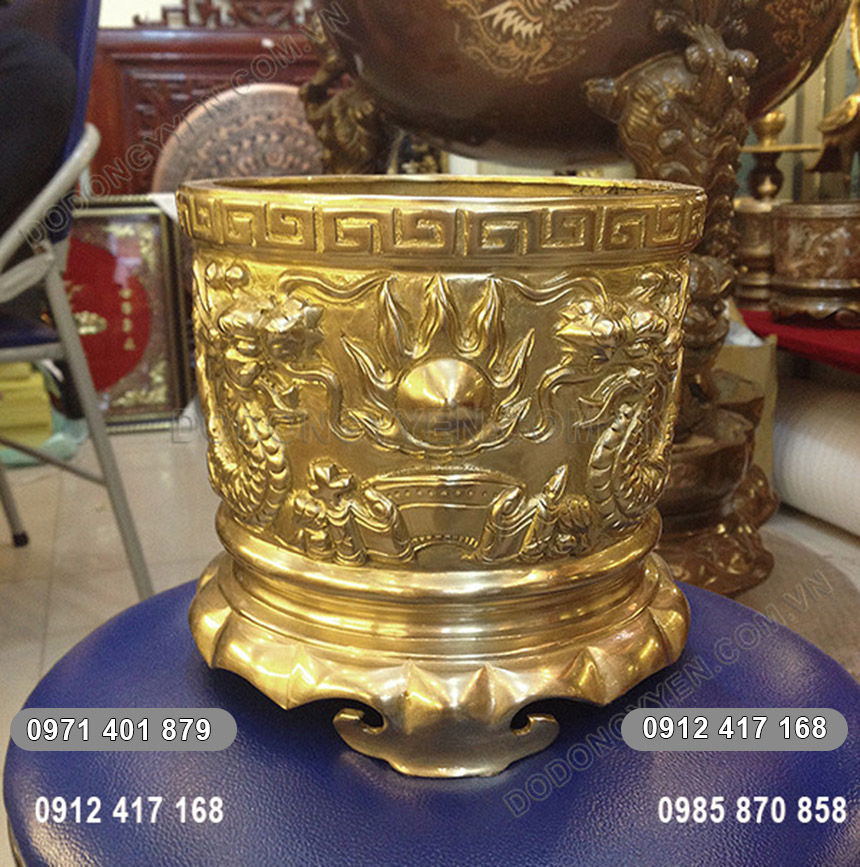 song long chầu mặt nguyệt
