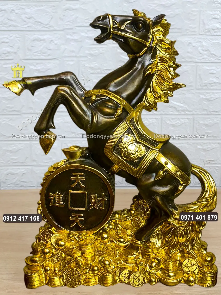 Tượng Con Ngựa Phong Thủy Chi&ecirc;u T&agrave;i Tiến Bảo D&aacute;t Điểm V&agrave;ng 9999