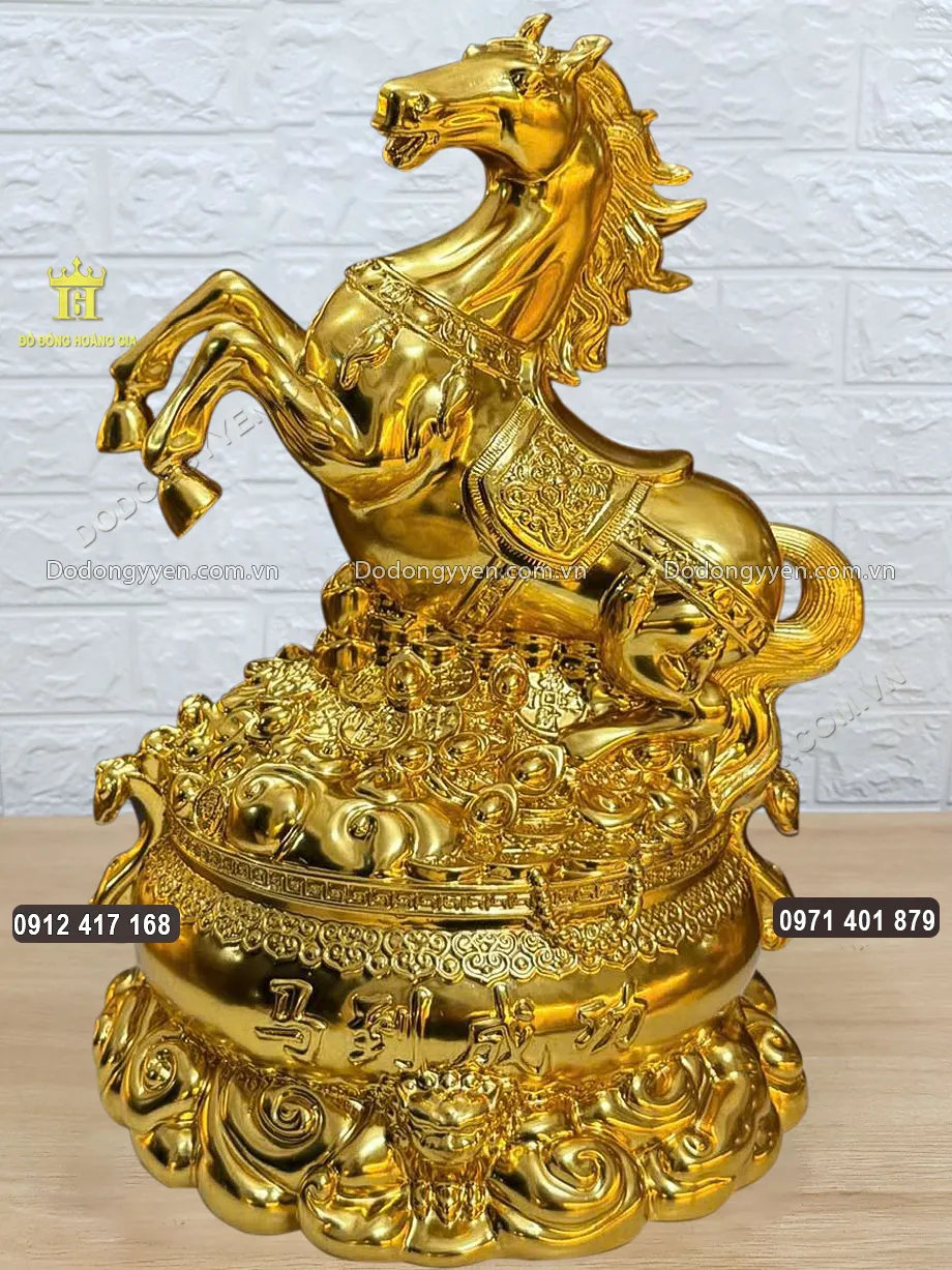 Tượng Ngựa Đứng Hũ Vàng Tài Lộc Mạ Vàng 24K