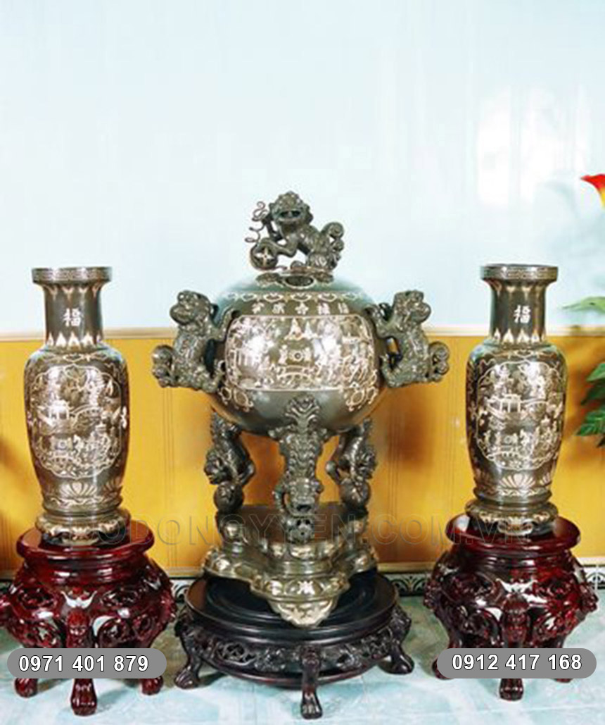 Đỉnh đồng khảm tam kh&iacute;