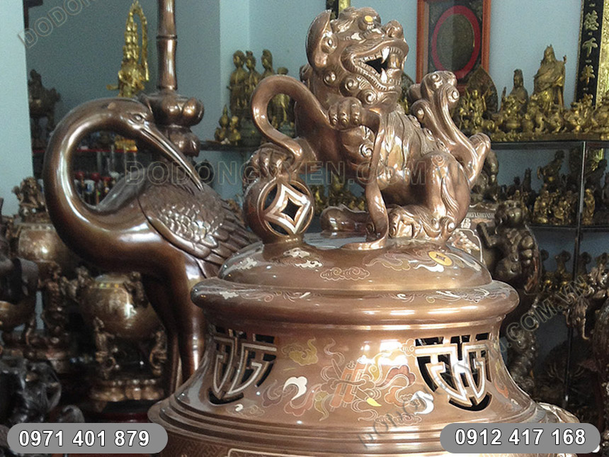 nắp đỉnh đồng tai voi