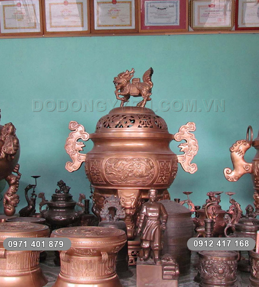 Đỉnh đồng mỹ nghệ