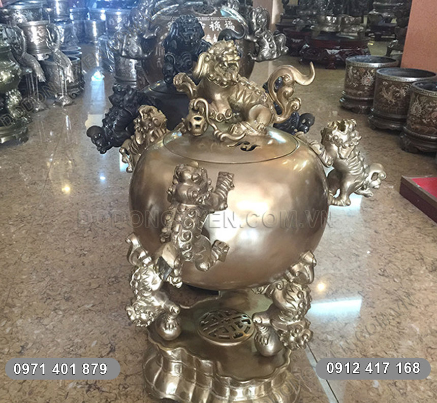 đỉnh quả b&oacute;ng g&oacute;c nh&igrave;n kh&aacute;c
