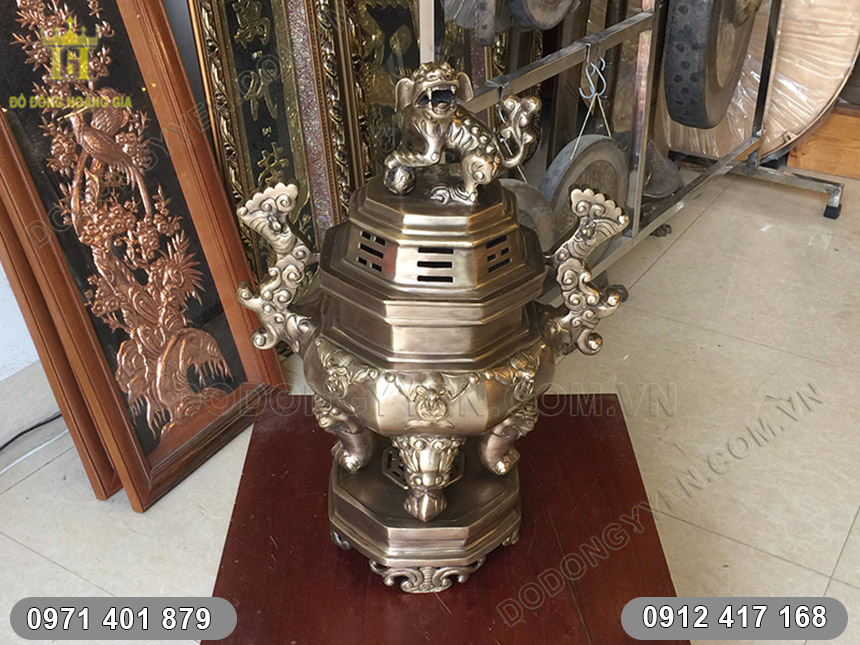 đỉnh đồng b&aacute;t gi&aacute;c