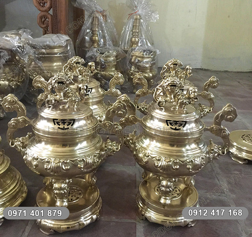 đỉnh hoa s&ograve;i