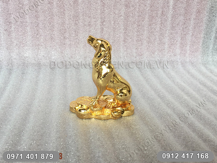 Chó phong thủy Mạ Vàng 24K góc nhìn bên Chó phong thủy Mạ Vàng 24K