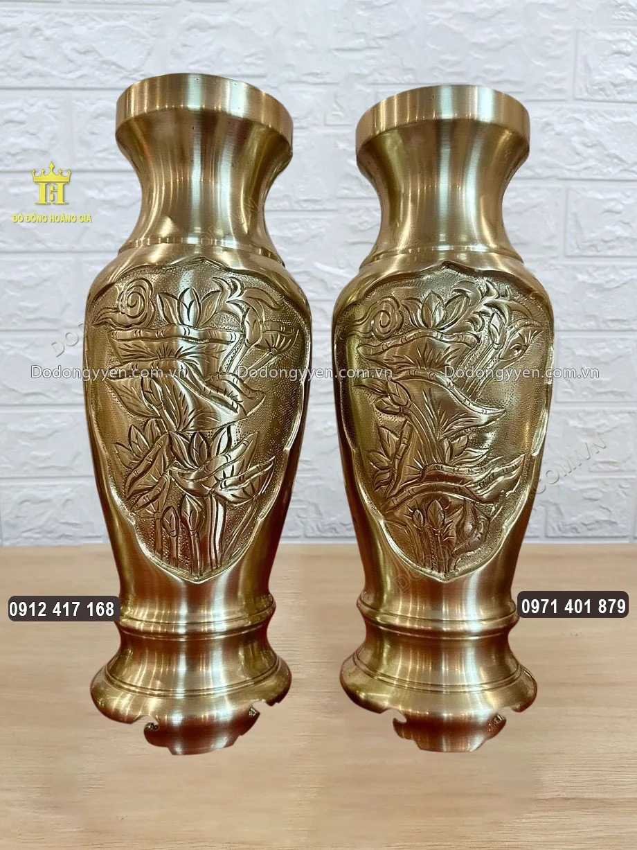 Đ&ocirc;i Lọ Hoa Chạm Hoa Văn Hoa Sen Nổi Bằng Đồng Catut