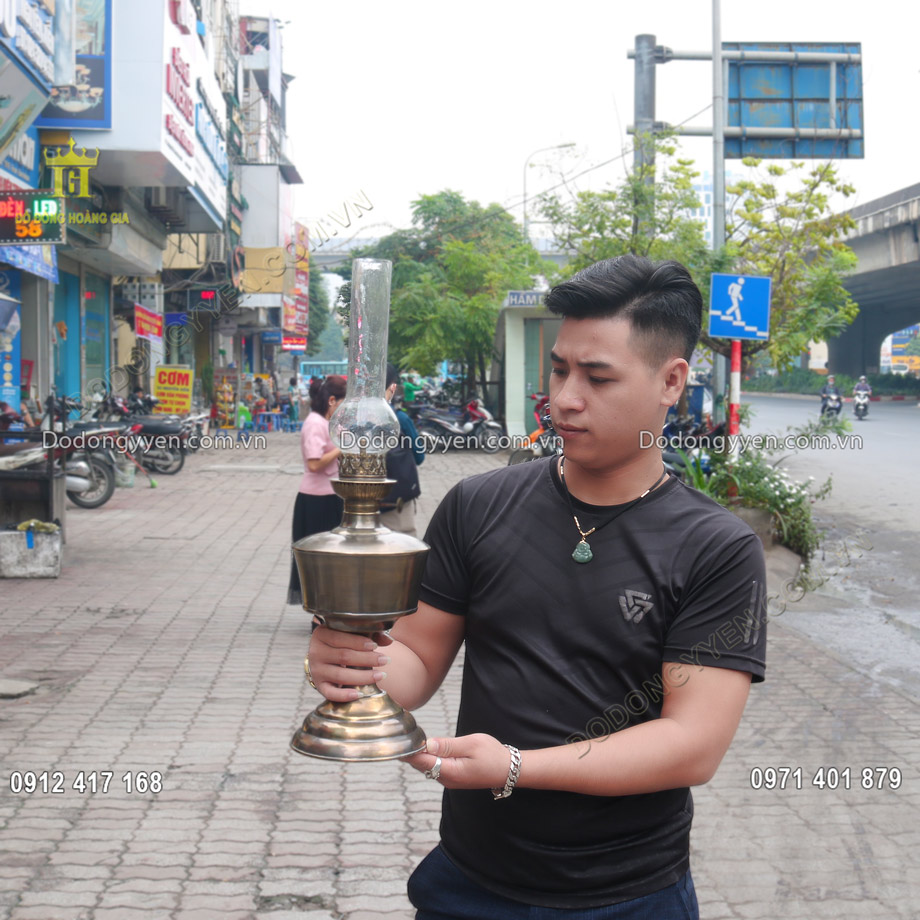 Mẫu đ&egrave;n thờ bằng đồng hun m&agrave;u giả cổ l&agrave; d&ograve;ng sản phẩm y&ecirc;u th&iacute;ch tại Ho&agrave;ng Gia