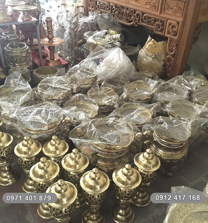 sản xuất đ&egrave;n thờ bằng đồng