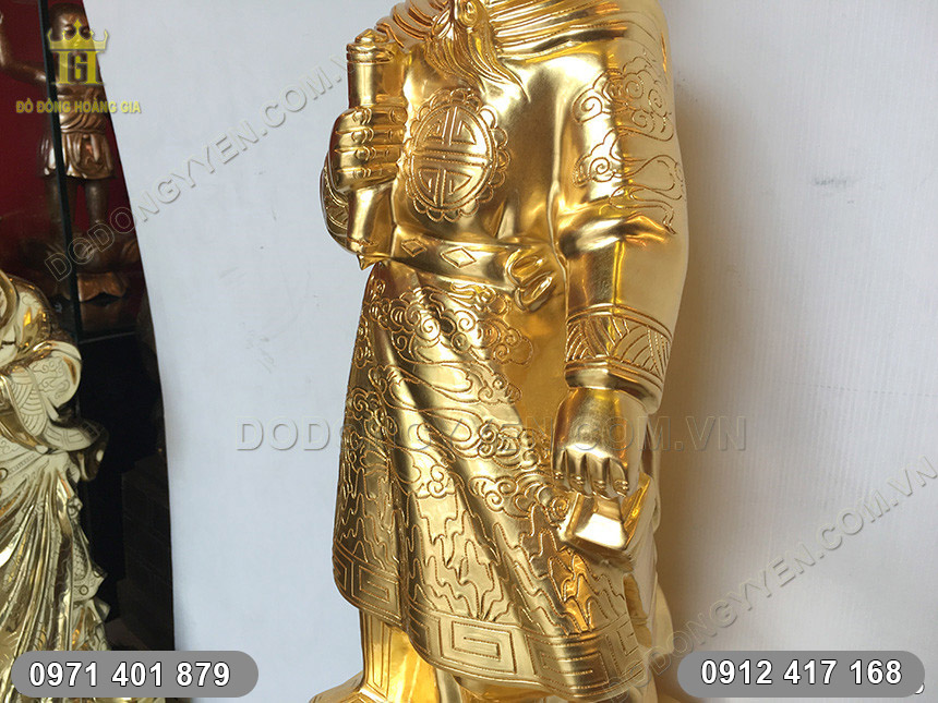 Tượng Trần Hưng Đạo Dát Vàng 9999 Tượng Trần Hưng Đạo Dát Vàng 9999