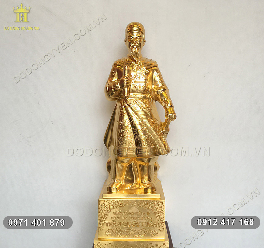 Tượng Trần Hưng Đạo Dát Vàng 9999 Tượng Trần Hưng Đạo Dát Vàng 9999