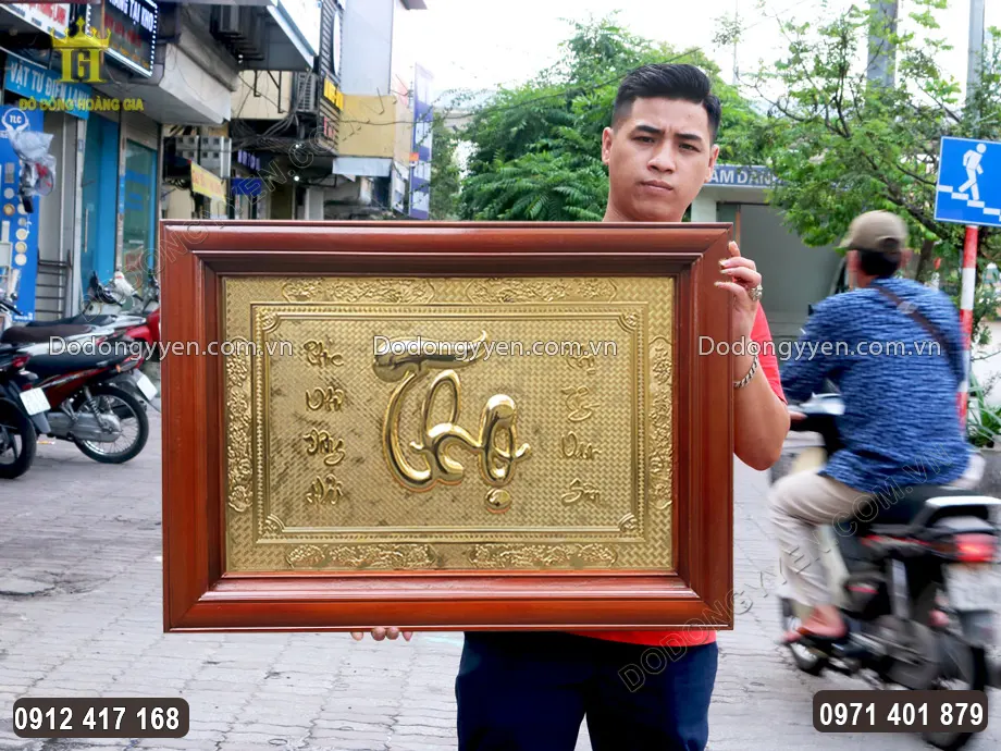 Tranh Chữ Thọ Thư Ph&aacute;p Bằng Đồng V&agrave;ng