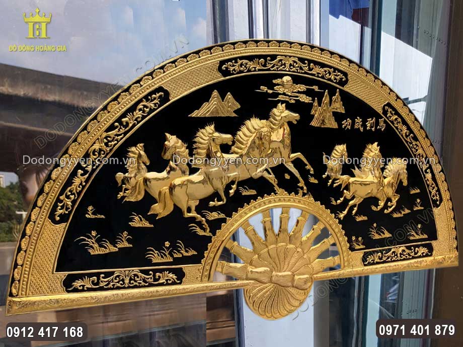Tranh Quạt B&aacute;t M&atilde; Truy Phong Bằng Đồng Mạ V&agrave;ng 24K