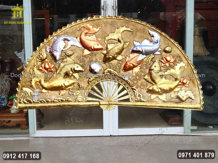 Tranh Quạt Cửu Ngư Hoa Sen L&agrave;m M&agrave;u Tuyệt Đẹp D&agrave;i 1M58