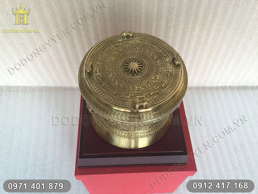 Qu&agrave; Tặng Trống Đồng 2