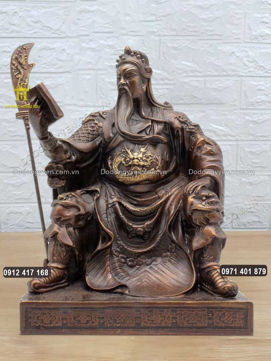 Tượng Quan V&acirc;n Trường Ngồi Đọc S&aacute;ch Hun Đen Giả Cổ Cao 45Cm