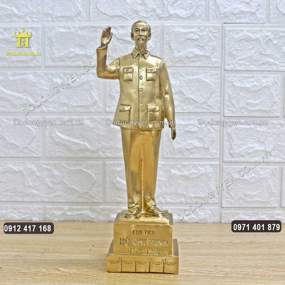 Tượng Đồng B&aacute;c Hồ Đứng Vẫy Tay Ch&agrave;o 30Cm