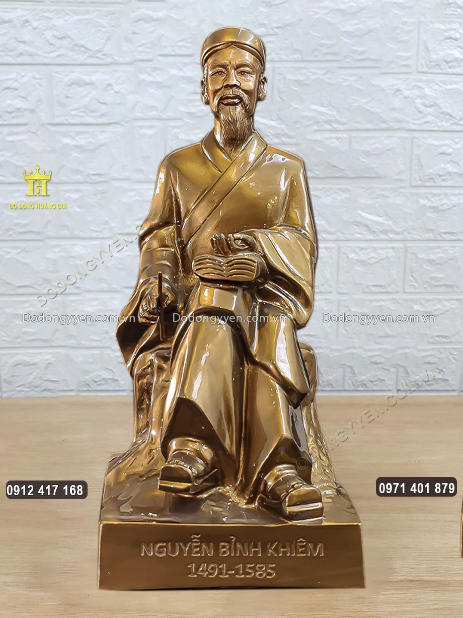 Tượng Nguyễn Bỉnh Khiêm Bằng Đồng Đỏ Cao 42Cm