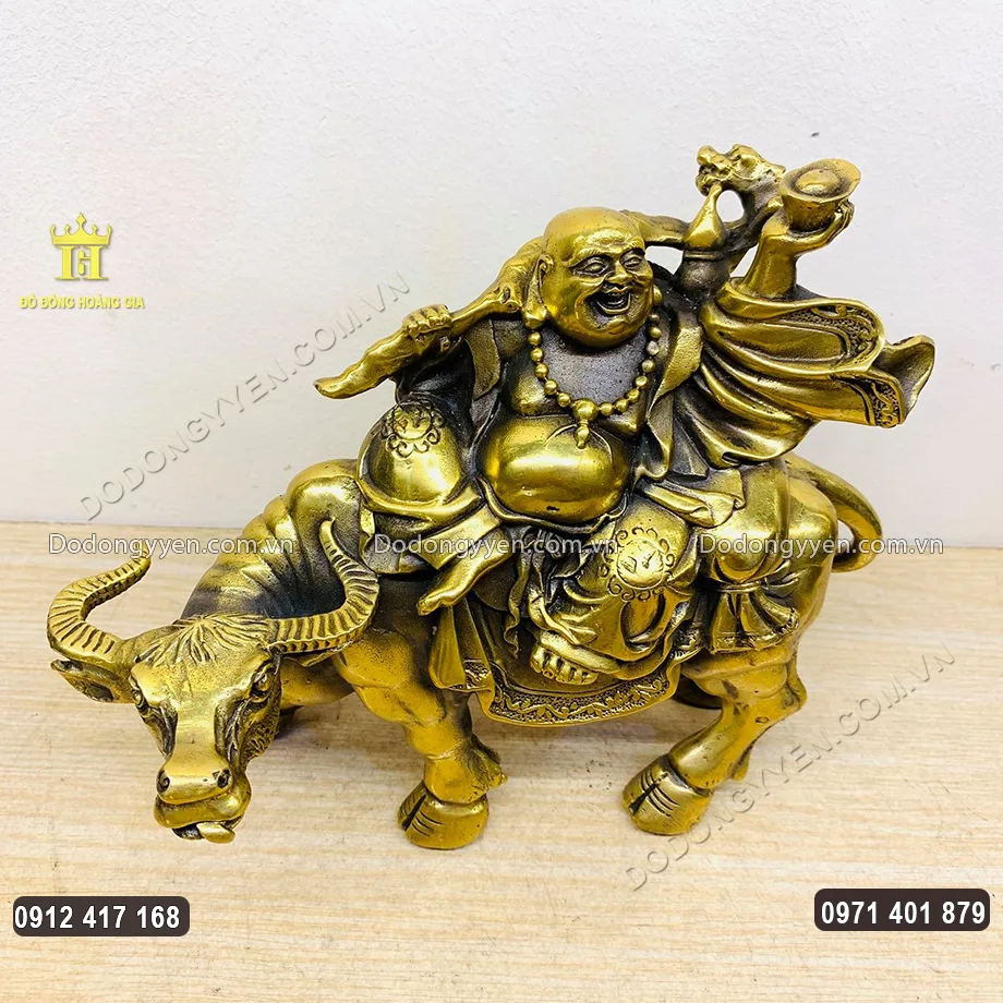 Tượng Phật Di Lặc Cưỡi Trâu Bằng Đồng Vàng Cao 28Cm